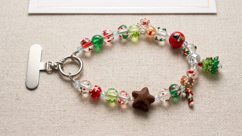 50fe33fc-08ce-4738-a71a-f7b670a409c8 Handcrafted Holiday Gingerbread & Cookie Charm Phone Lanyard